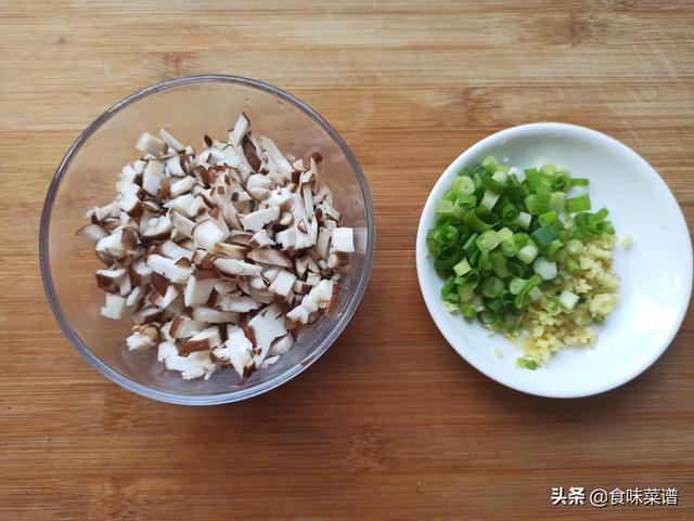 鲜香菇怎么做好吃，怎样做香菇酱才好吃（分享香菇最好吃的6种做法）
