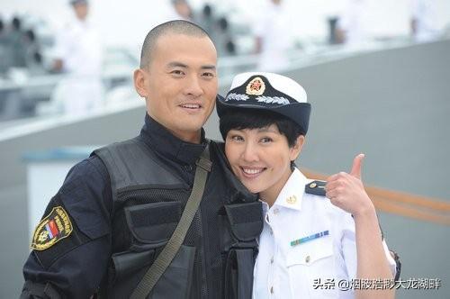 火蓝刀锋电视剧剧情，火蓝刀锋相关的电视剧（写写蒋小鱼三兄弟结婚后的幸福生活）