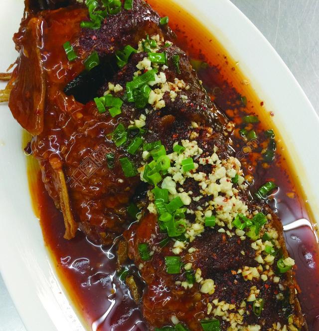 炝锅鱼的做法最正宗的做法，全都学会了技术会上不止一个台阶