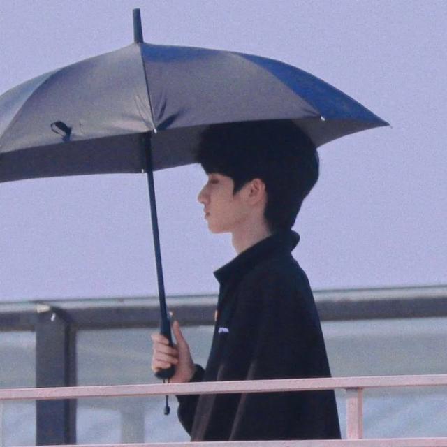 微信壁纸图片大全，微信背景图片（微信朋友圈背景图<60张>）