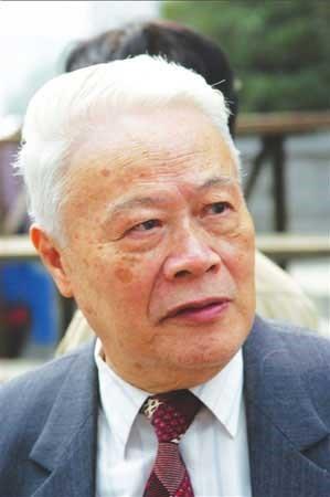 第一部宪法颁布于哪一年，中华人民共和国第一部宪法是哪一年制定的（百年瞬间丨新中国第一部宪法的起草与颁布）