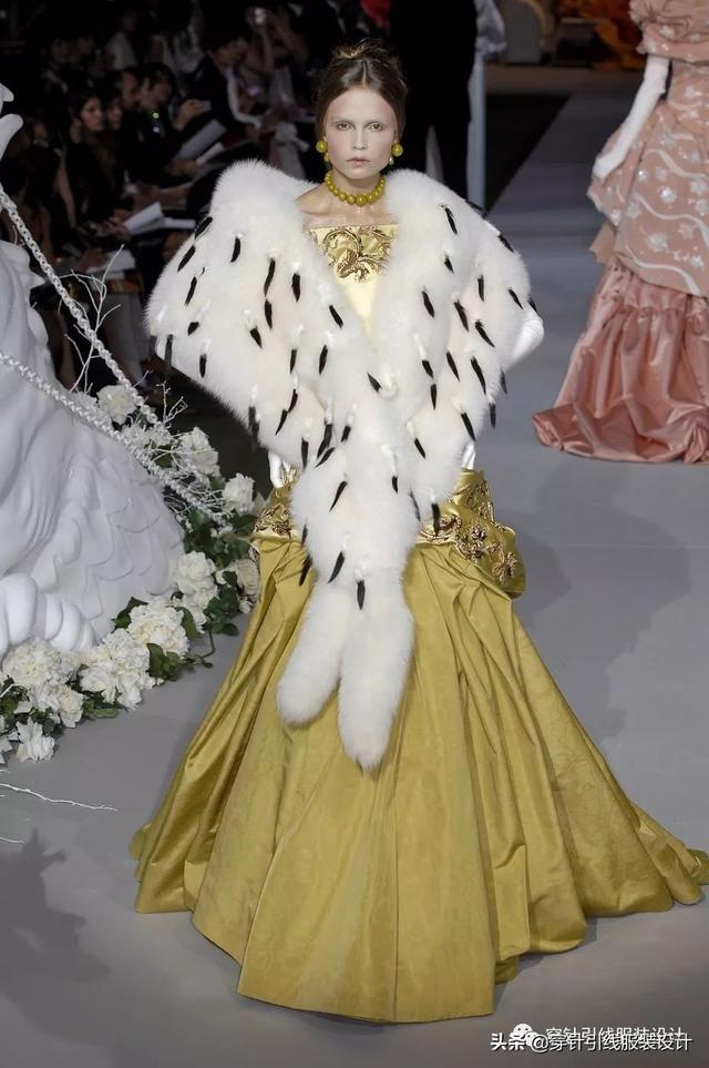 迪奥经典之作服装图，<迪奥>2007秋冬高定系列