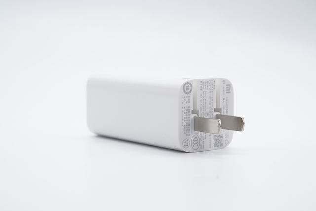 小米手机充电器，小米手机充电器通用吗（小米GaN氮化镓充电器65W）