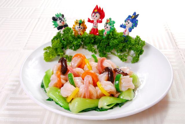 油菜香菇炒鸡蛋怎么做，油菜炒香菇怎样做（金牌月嫂分享产后油菜月子餐做法）