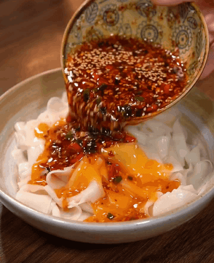 饺子皮可以做什么美食，剩饺子皮可以做什么美食（外面还不一定能买到）