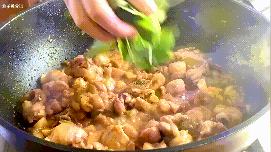 三杯鸡是哪三杯，台式三杯鸡是哪三杯（最重要的还有那香草罗勒叶）