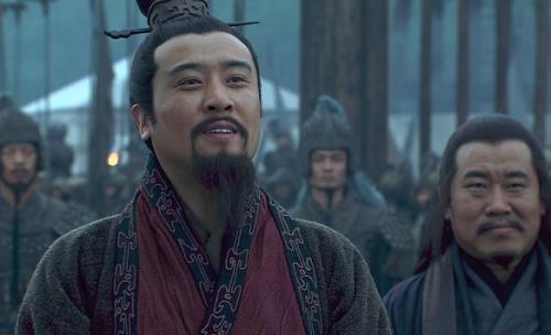 三国之辅佐刘备txt，重生阿斗之一统三国（为何投靠曹操之后再没回到刘备身边）