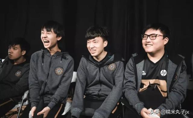 眨眼英文wink，wink（眨眼网名）（Letme“土味ID”大火网名）