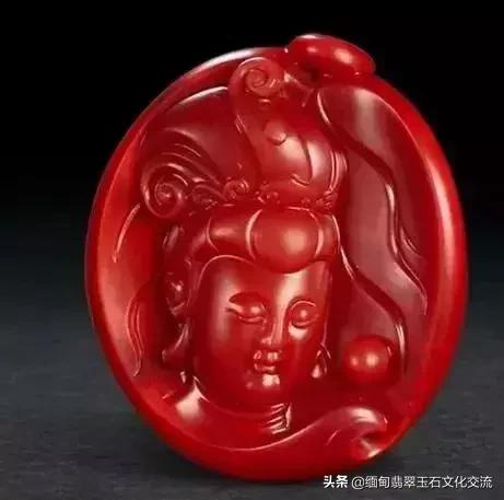 钠长石玉还叫什么玉，钠长石玉是翡翠吗（1000元以内4种最值得入手的高性价比美玉）