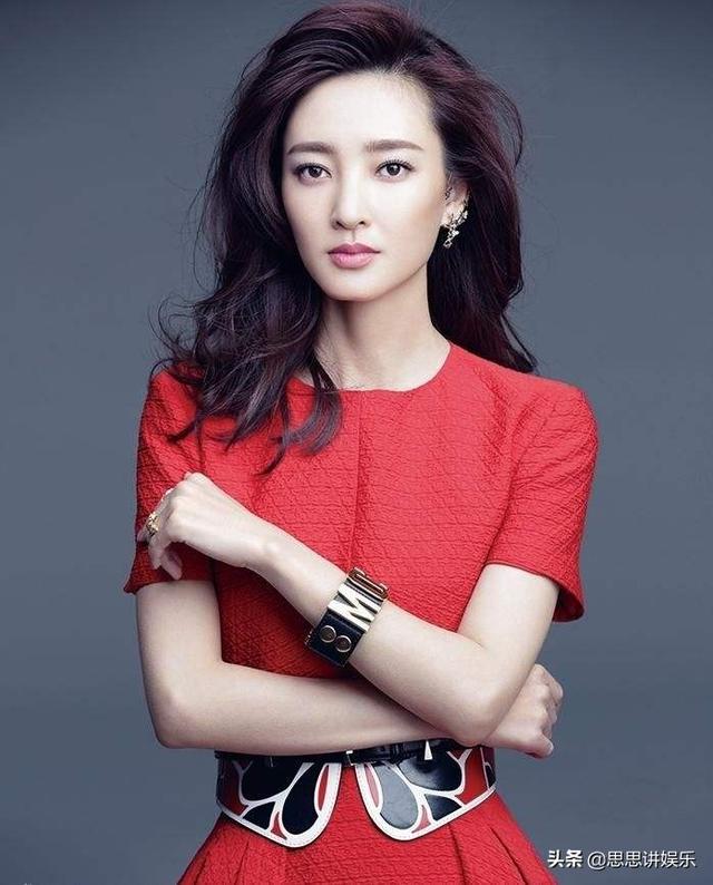 谢小诺是什么电视剧，谢诺是哪部电视剧的主演（真人秀《星跳水立方》获封“素颜女神”）