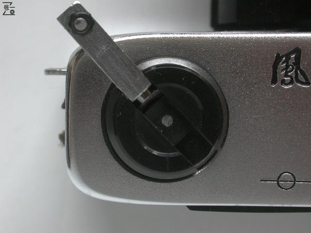 请问谁比较了解凤凰205，请问谁比较了解凤凰205字（具备多次曝光功能的凤凰205-D旁轴照相机）