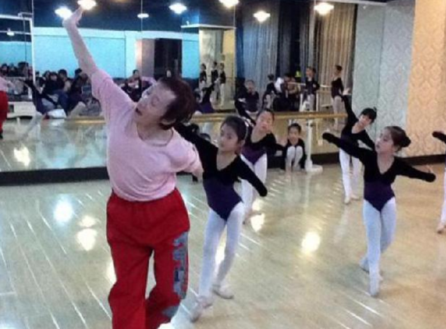 宁夏籍演员一览表，宁夏46岁“巨婴”郭冷