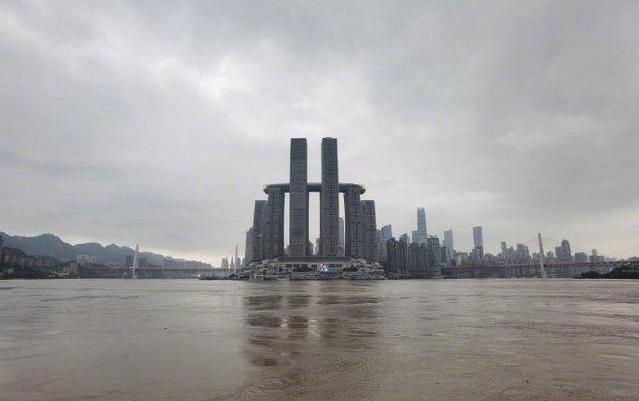 长江泄洪区在哪里，今年长江泄洪区在哪里（三峡大坝开启10孔泄洪）