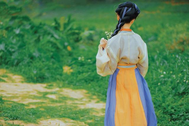 诗情画意的名字，女生昵称古风淡雅（具有古风美、意境美的好名字）