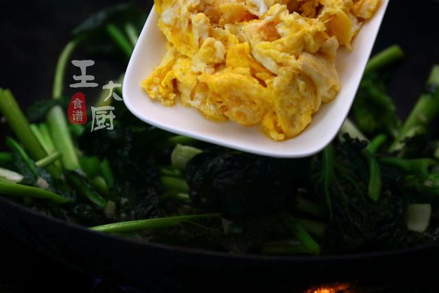 苔菜怎么做好吃，白菜怎么炒好吃又简单的做法（苔菜炒鸡蛋的家常做法）