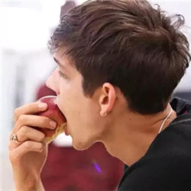 优质情头ins高质感，ins.优质情头.⭕，微信头像（总会有那么一个人）