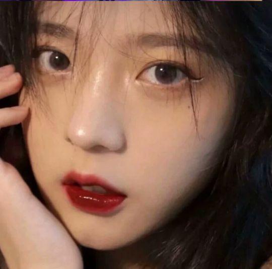 好看微丧女头，微信头像，好看微丧女头（INS黑色微丧系女生头像）