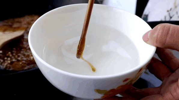 黑芝麻核桃做法，搭配核桃一起做
