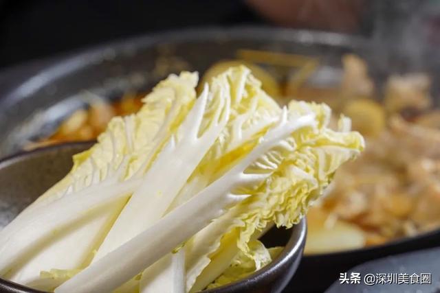 扛把子念kang还是gang呢，扛把子怎么读gang（蛙小侠，内讧了）