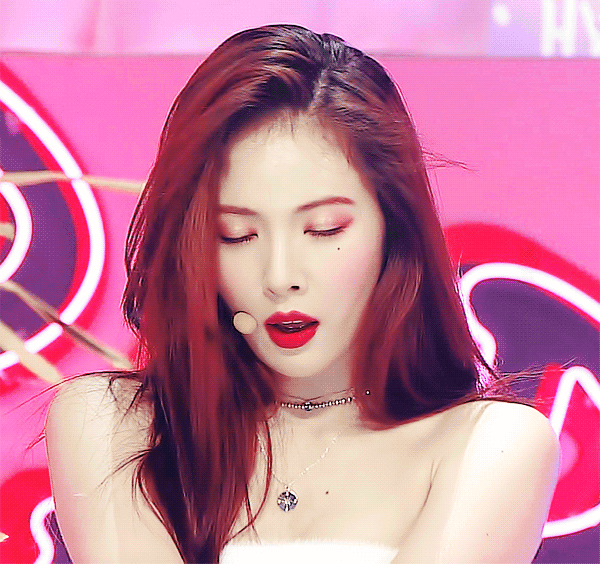 好看的头发颜色，染什么颜色头发好看（这5款又撩又显白）