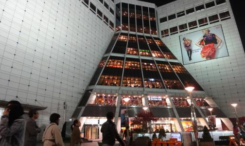 十三行服装批发网(广州十三行服装批发联系方式)