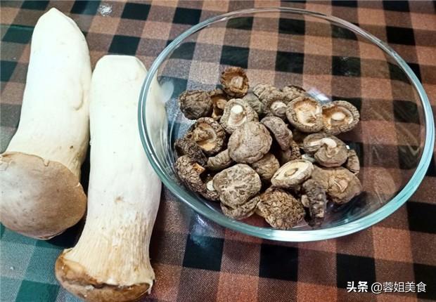 香菇酱制作方法，香菇酱的家庭制作方法（四川厨娘教你做香菇酱）