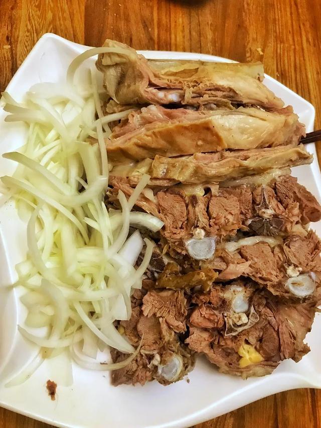 葱烧海参三种家常做法分享，葱烧海参的做法最正宗的做法（国家葱油地理：葱油）