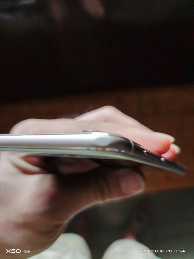 vivox7怎么截屏，vivox7怎么截屏、截图（vivo x7手机用了5年了）