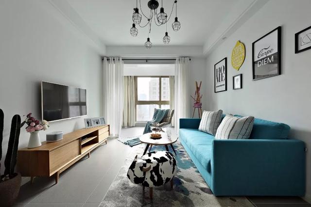 客厅阳台打通一体装修效果图，大厅阳台打通装修设计效果图（如何利用好阳台空间）