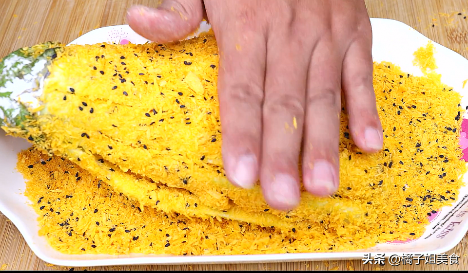 圖片[4]-酥脆炸茄條新吃法 5分鐘做出外酥里嫩家常美味-起舞食譜網(wǎng)