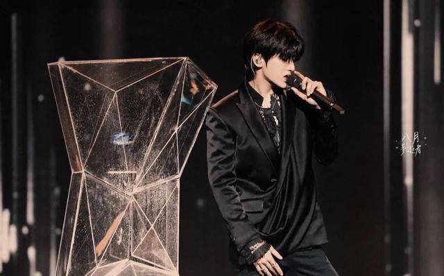 蔡徐坤微信头像，蔡徐坤（壁纸 ， 蔡徐坤壁纸，头像）