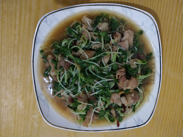 萝卜苗怎么做好吃，萝卜苗换个做法