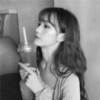 黑白风格优质女生头像微信,黑白风格优质女生头像(微信女生黑白头像简约好看) 黑白风格优质女生头像微信,黑白风格优质女生头像(微信女生黑白头像简约好看)