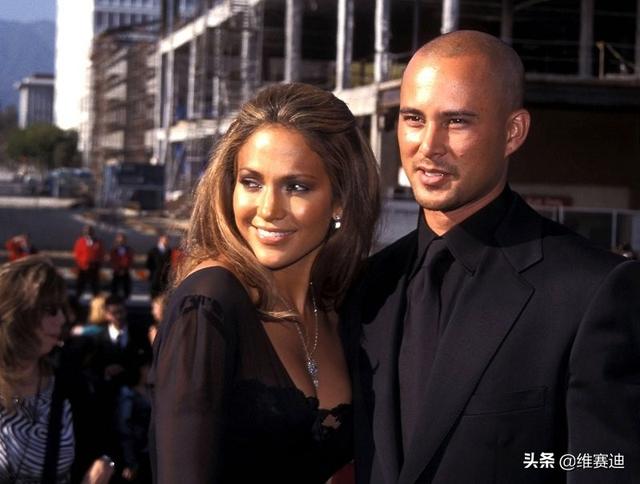 詹妮弗洛佩兹，歌影双栖的好莱坞天后（詹妮弗洛佩兹结婚）