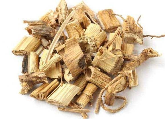 芦根的功效与作用，藕节的功效与作用（芦根的功效与应用）