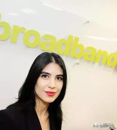 曲婉婷怎么销声匿迹了，曲婉婷怎么没消息了（登上头条的背后是...）