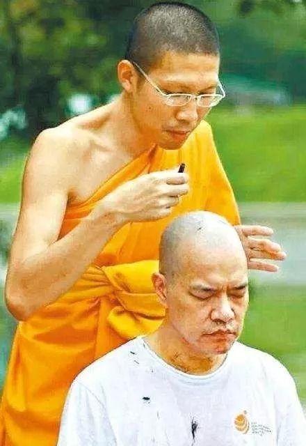 蔡枫华近况，蔡枫华现状近照（被10亿女友抛弃曾精神失常）