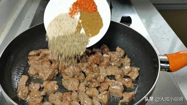 孜然牛肉粒的，孩子爱吃的孜然牛肉粒