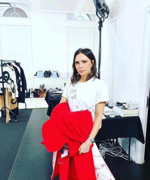 如何正确使用美容棒，美容棒配合什么使用（原来女明星是靠这13种方法去水肿）