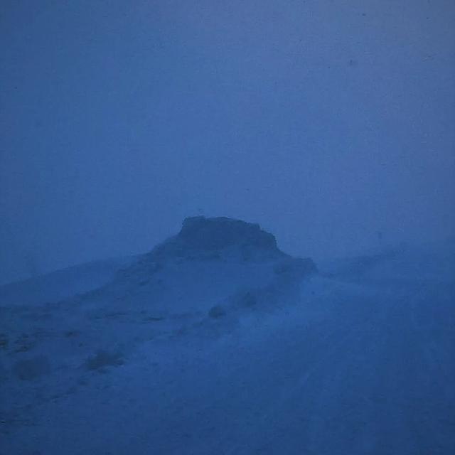 蓝色背景图，蓝色背景图片竖版（蓝色系朋友圈背景图）