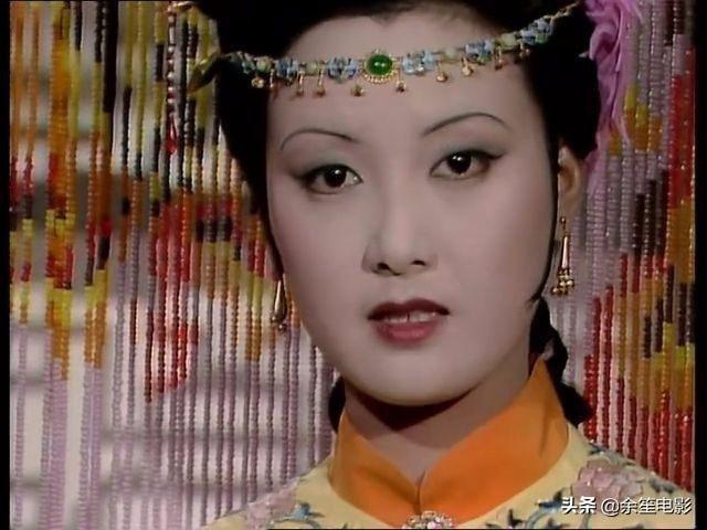 张默是邓婕的儿子吗，张默的母亲是谁（嫁给净身出户的张国立）