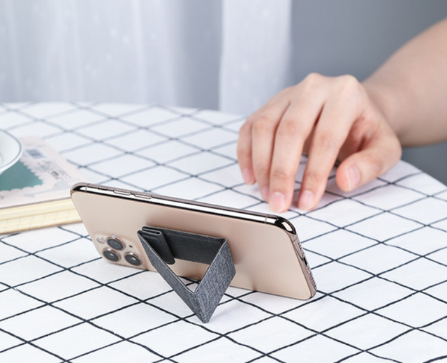 静电贴使用方法，静电贴使用方法视频教程平板电脑（在手机背后贴一块小薄片）