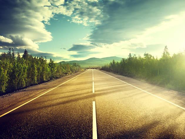 “自驾游”不要说成self driving trip哦，来看各种旅游的说法