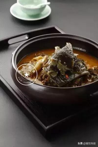 生炒甲鱼的做法，甲鱼的家常做法何大厨（做透一道食材——22款甲鱼菜）
