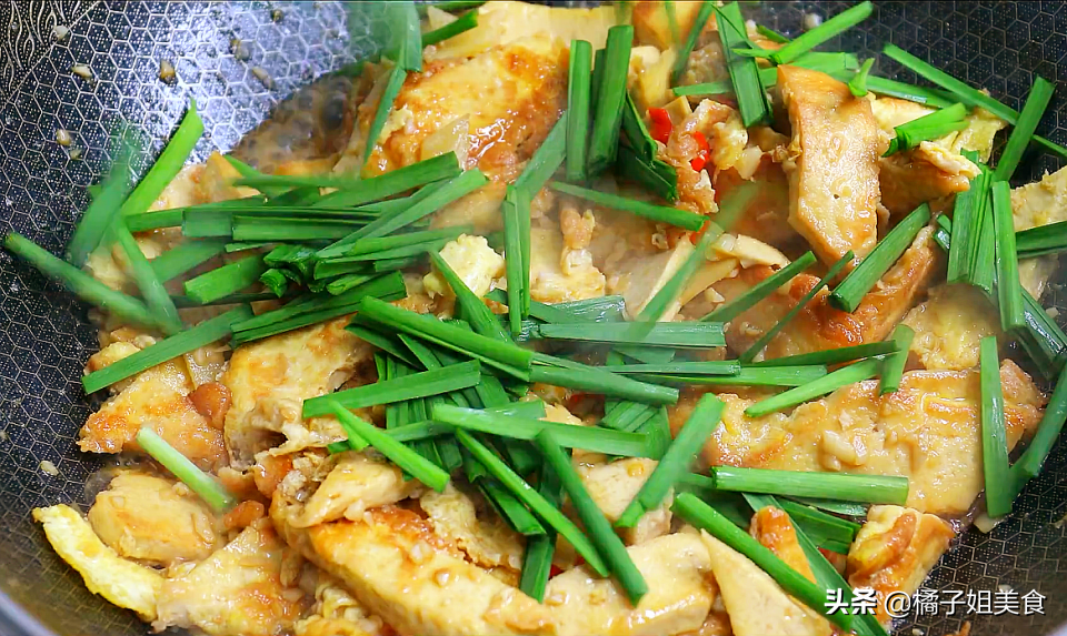圖片[6]-【韭菜炒雞蛋豆腐】做法步驟圖 比紅燒肉還要香 一看就會-起舞食譜網