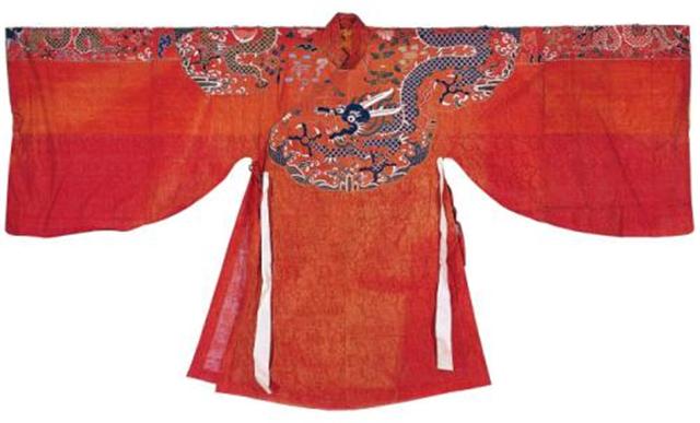 明朝服饰特点是什么，带着一种典型的文化行为