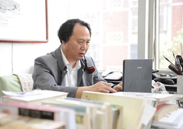 屈原的诗小学10首，屈原的诗小学10首简单视频（——赵新月端午节截句诗选8首）