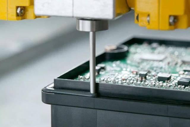 液体防弹衣用什么做的，防弹衣用什么材料制成（热水袋里装点非牛顿流体）