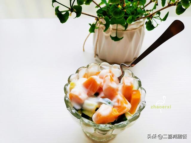 一日清肠断食吃什么，每周一日断食减肥法（营养师一日三餐轻断食食谱）