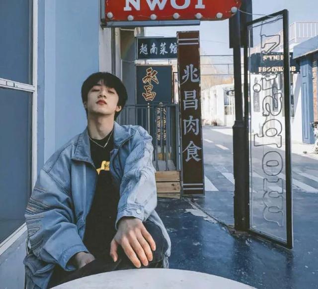 刘耀文头像女生专用，刘耀文｜帅且自知的靓仔微信（壁纸加头像）